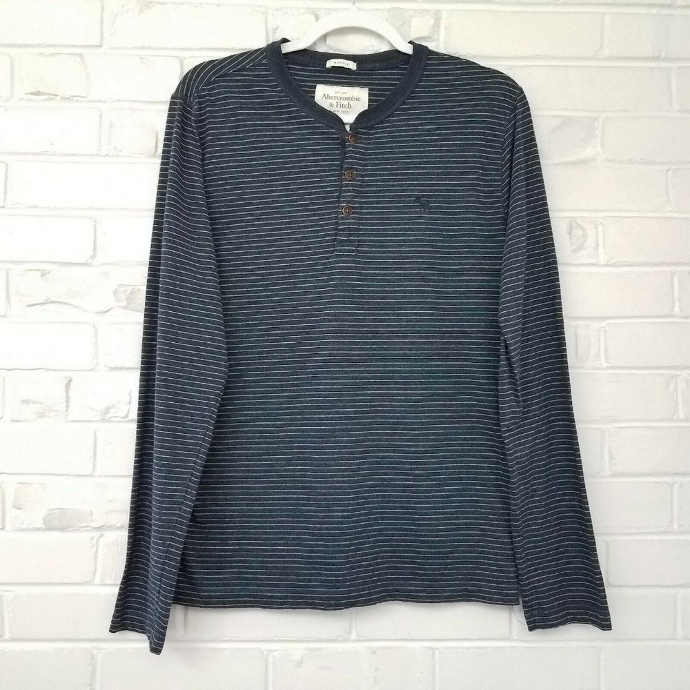 Abercrombie & Fitch Muscle Blue Knit Long Sleeve S